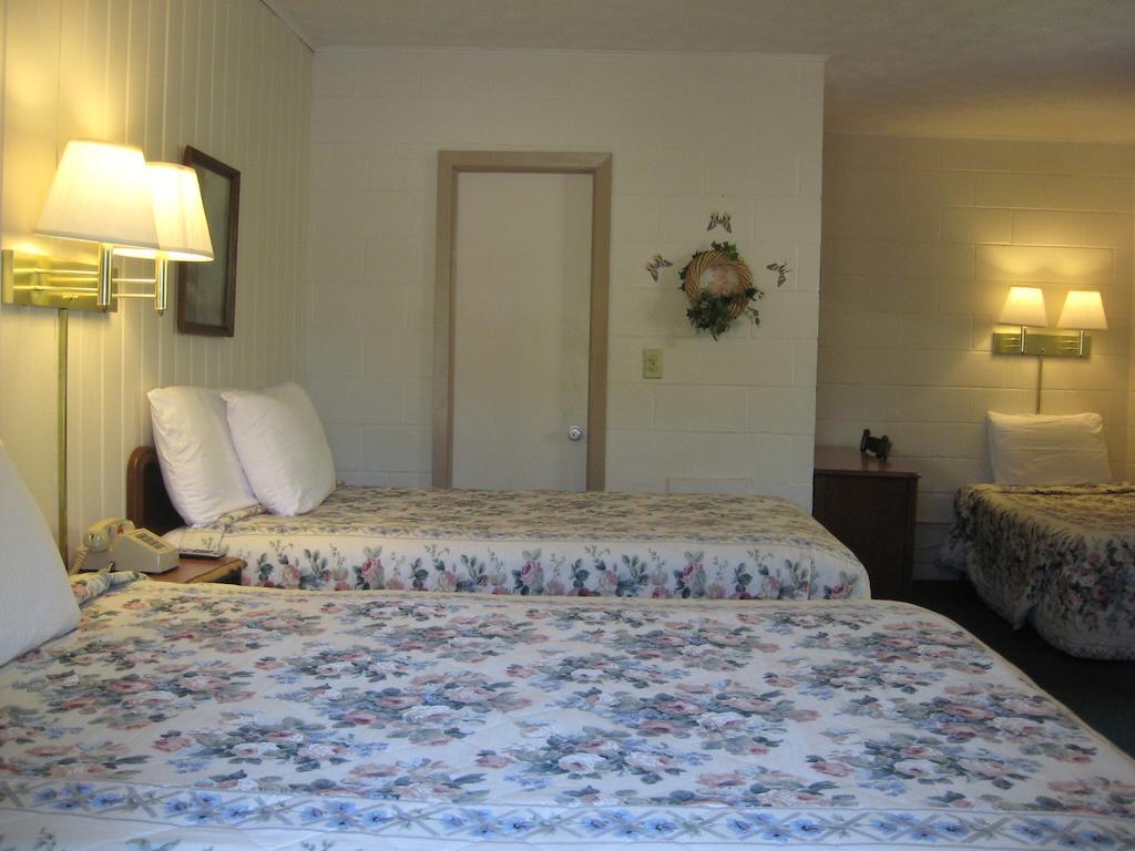 White Columns Motel Pine Mountain  Chambre photo