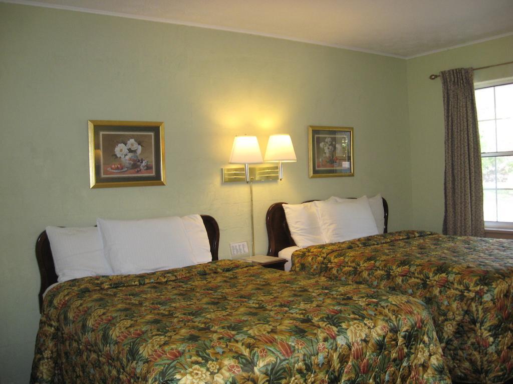 White Columns Motel Pine Mountain  Chambre photo